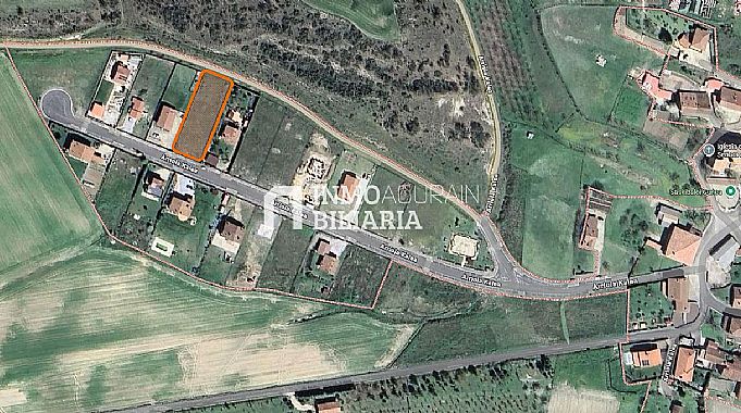 Venta de parcela urbana en Arriola