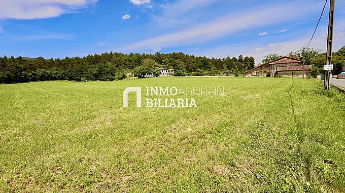 Se venden 3 Parcelas Urbanas en Barria (Alava)
