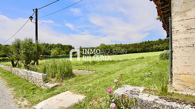 Se venden 3 Parcelas Urbanas en Barria (Alava)