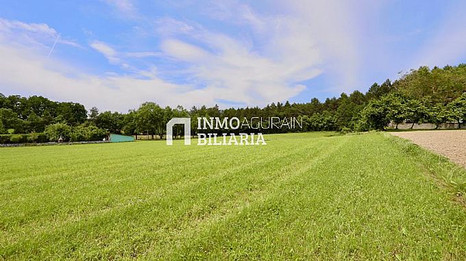 Se venden 3 Parcelas Urbanas en Barria (Alava)