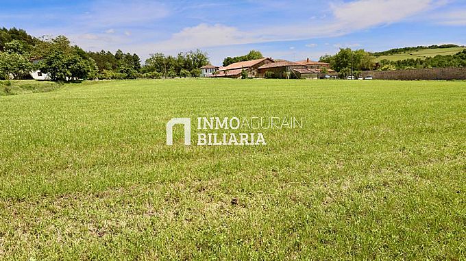 Se venden 3 Parcelas Urbanas en Barria (Alava)