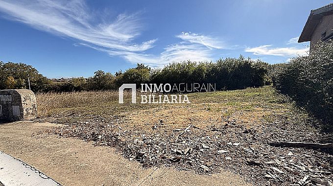 Venta de parcela urbana en Gauna