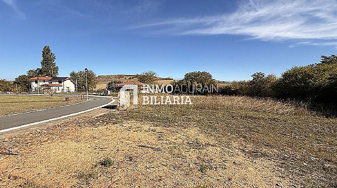 Venta de parcela urbana en Gauna