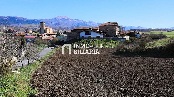 VENTA DE PARCELA URBANA EN NARBAIZA
