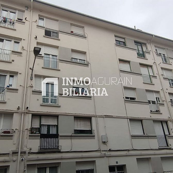 PISO DE 4 HABITACIONES PARA REFORMAR EN ALTSASU/ALSASUA - 1