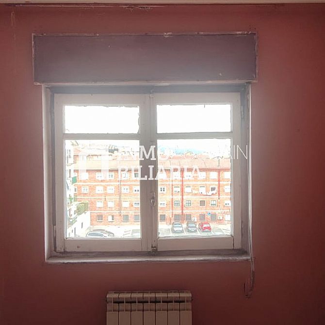 PISO DE 4 HABITACIONES PARA REFORMAR EN ALTSASU/ALSASUA - 12
