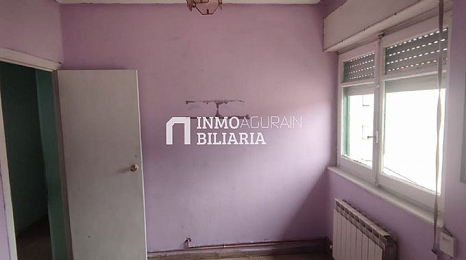 PISO DE 4 HABITACIONES PARA REFORMAR EN ALTSASU/ALSASUA