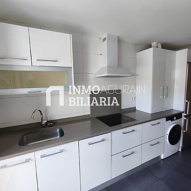 PISO EN ALSASUA + GARAJE + TRASTERO - 2