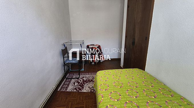 PISO EN CALLE URBASA DE ALSASUA