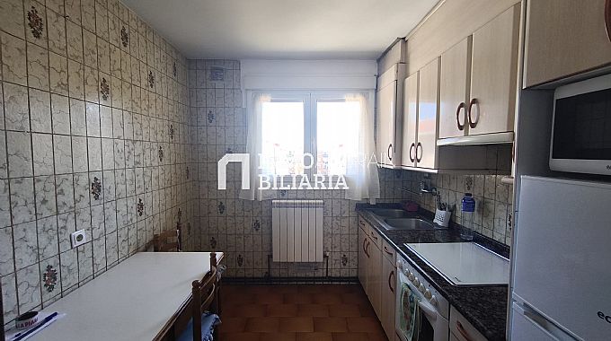 PISO EN CALLE URBASA DE ALSASUA