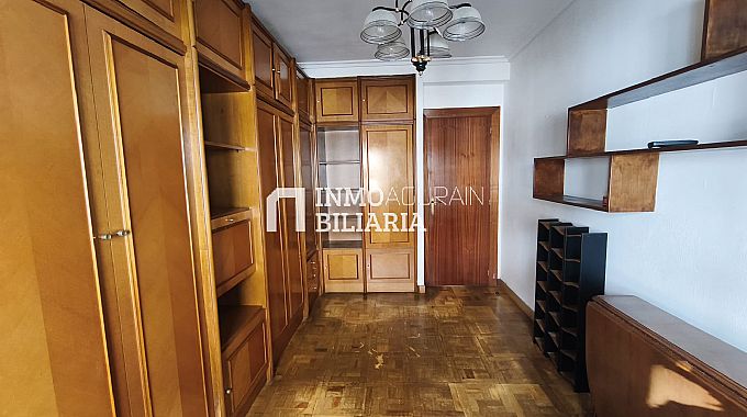 PISO + PLAZA DE GARAJE EN ANSOAIN