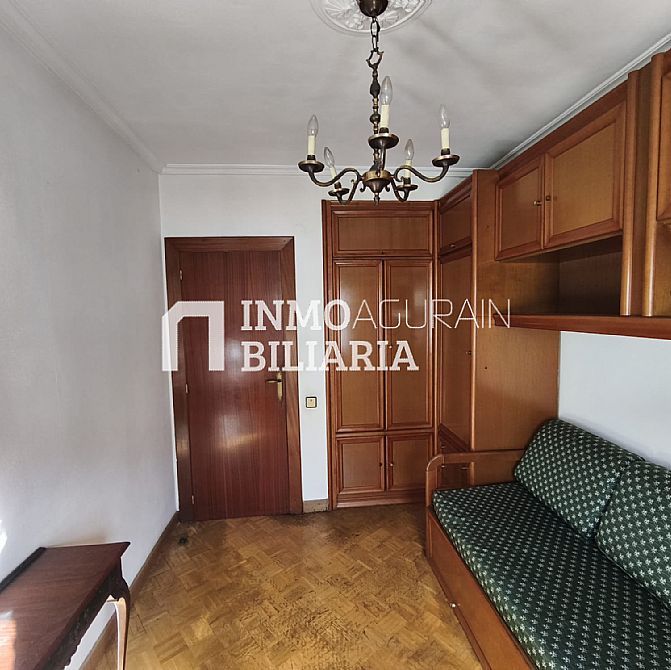 PISO + PLAZA DE GARAJE EN ANSOAIN - 27