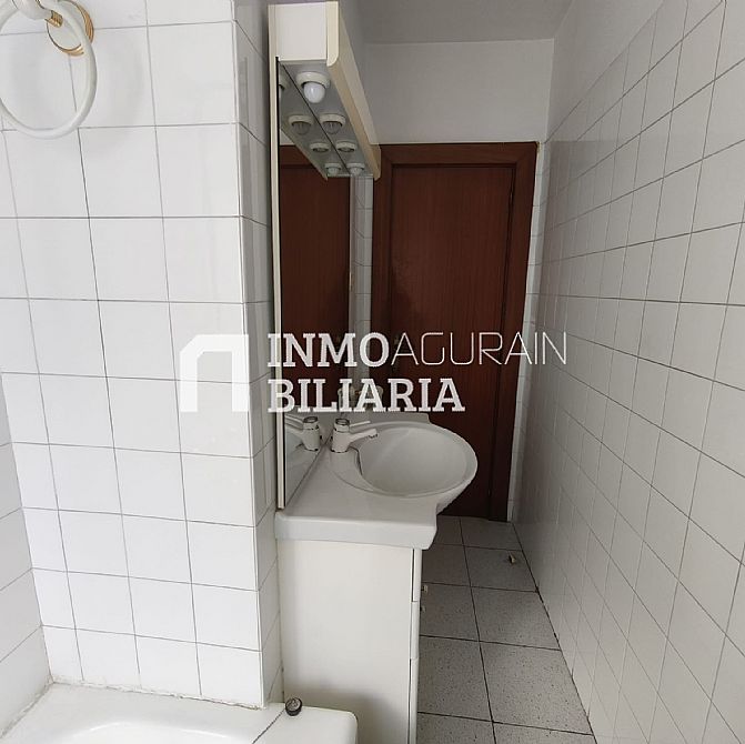 PISO + PLAZA DE GARAJE EN ANSOAIN - 30