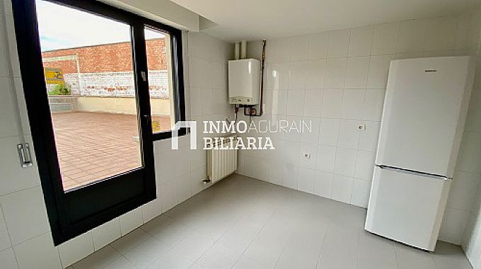 PISO EN AOIZ