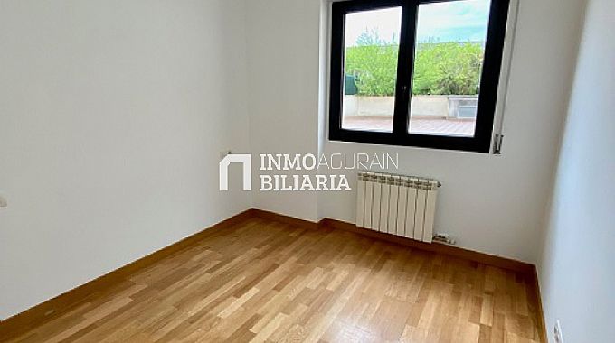 PISO EN AOIZ