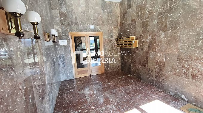 PISO EN AOIZ