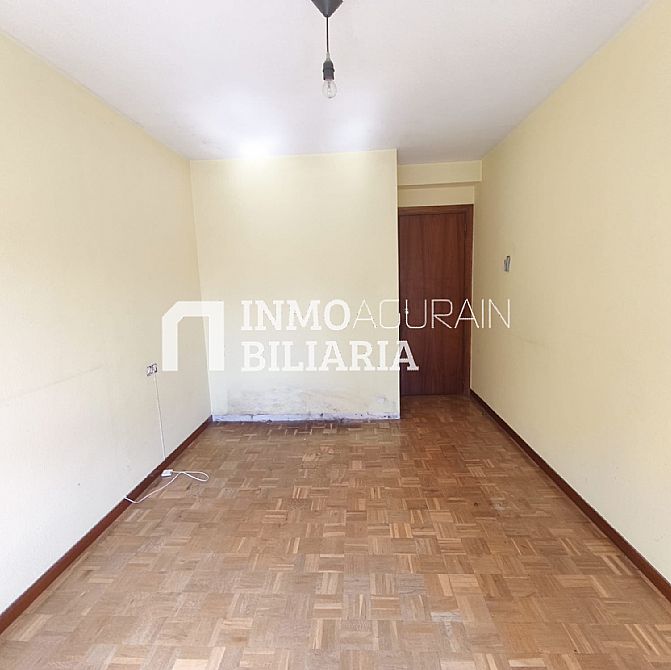 PISO EN AOIZ - 7