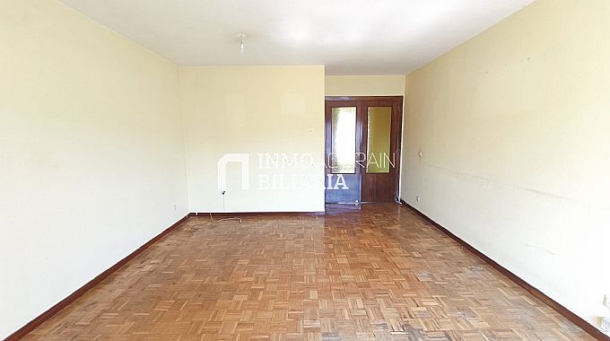 PISO EN AOIZ