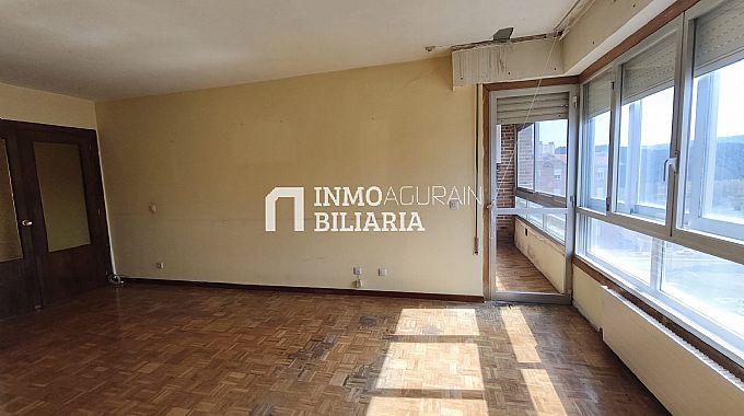 PISO EN AOIZ