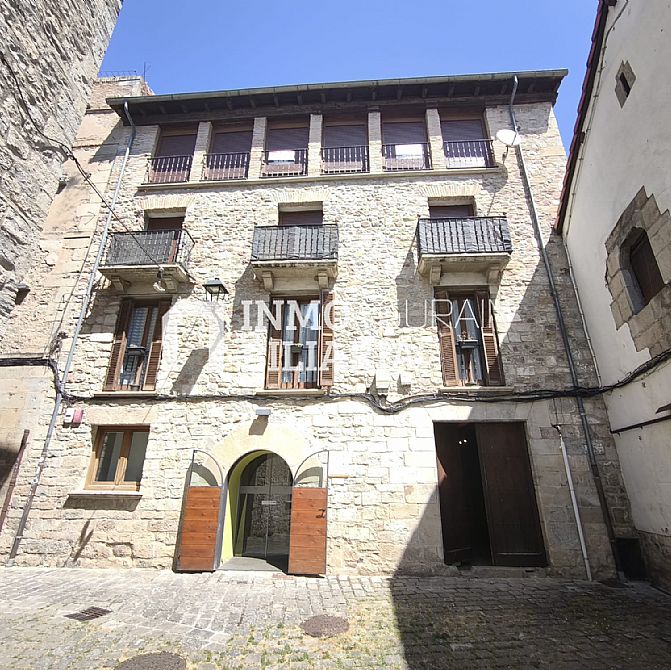 PISO EN AOIZ - 29