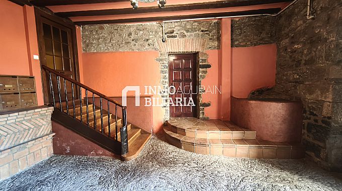 PISO EN AOIZ
