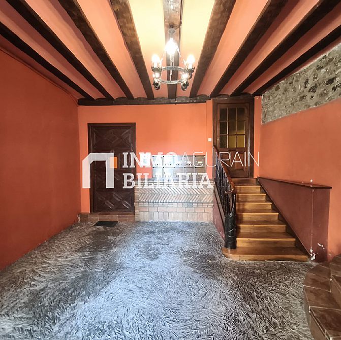 PISO EN AOIZ - 36