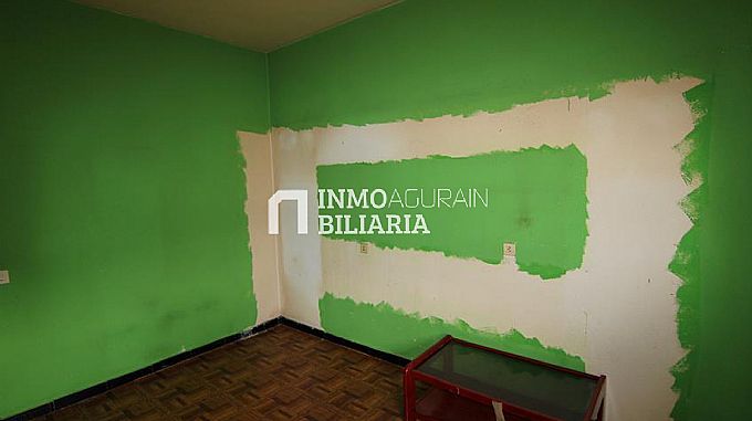 VENTA DE PISO EN ARAIA