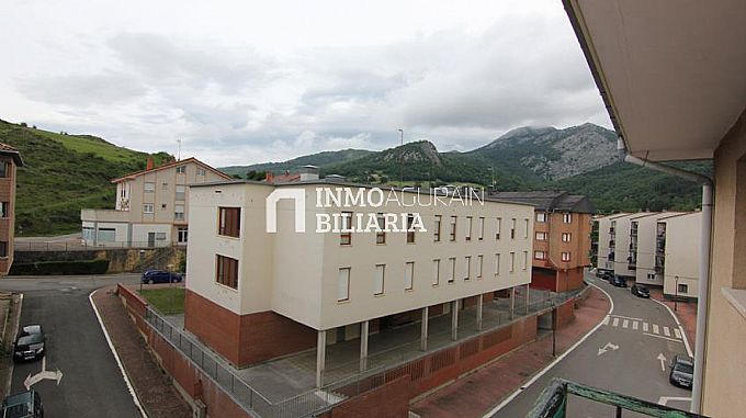 VENTA DE PISO EN ARAIA