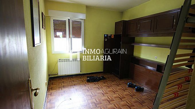VENTA DE PISO EN ARAIA