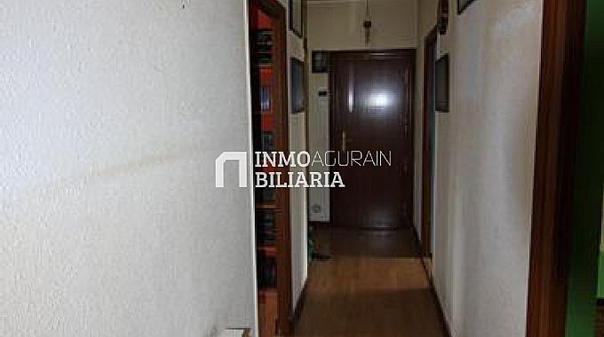 VENTA DE PISO EN ARAIA