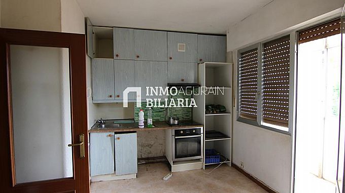 VENTA DE PISO EN ARAIA