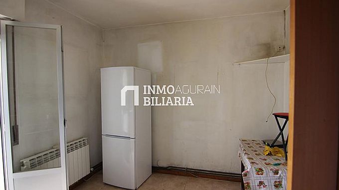 VENTA DE PISO EN ARAIA