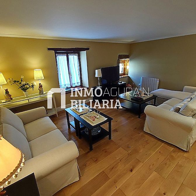 Venta de piso en Araia - 1