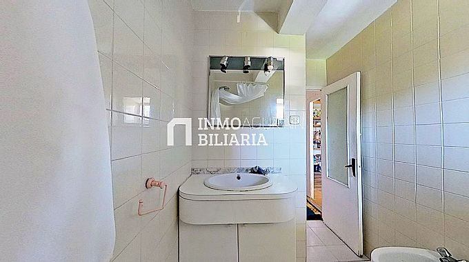 INMOBILIARIA AGURAIN VENDE PISO EN ARAIA (ASPARRENA)