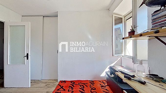 INMOBILIARIA AGURAIN VENDE PISO EN ARAIA (ASPARRENA)
