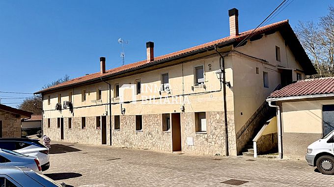 INMOBILIARIA AGURAIN VENDE PISO EN ARAIA (ASPARRENA)