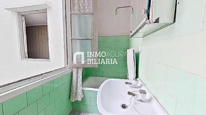 VENTA DE PISO EN ARAIA 