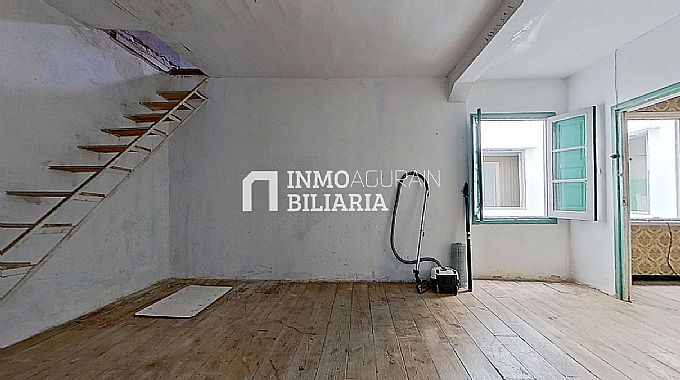 VENTA DE PISO EN ARAIA 