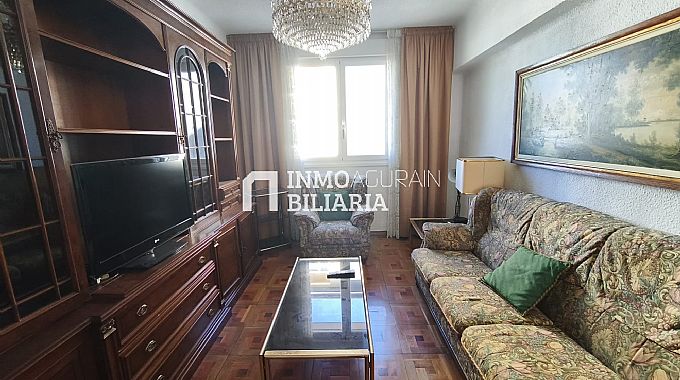 PISO + LOCAL COMERCIAL (ALMACEN AGRICOLA) EN IRURTZUN