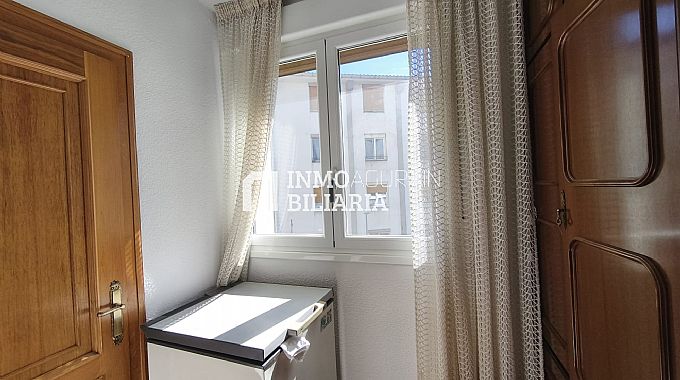 PISO + LOCAL COMERCIAL (ALMACEN AGRICOLA) EN IRURTZUN