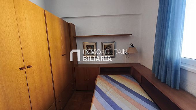 PISO + LOCAL COMERCIAL (ALMACEN AGRICOLA) EN IRURTZUN