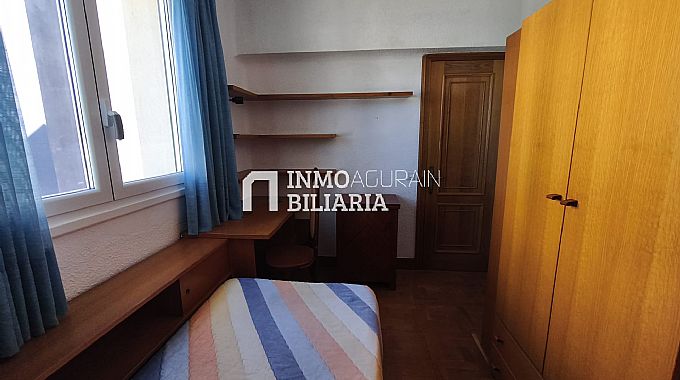 PISO + LOCAL COMERCIAL (ALMACEN AGRICOLA) EN IRURTZUN