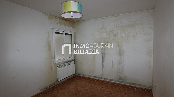 PISO EN LABASTIDA