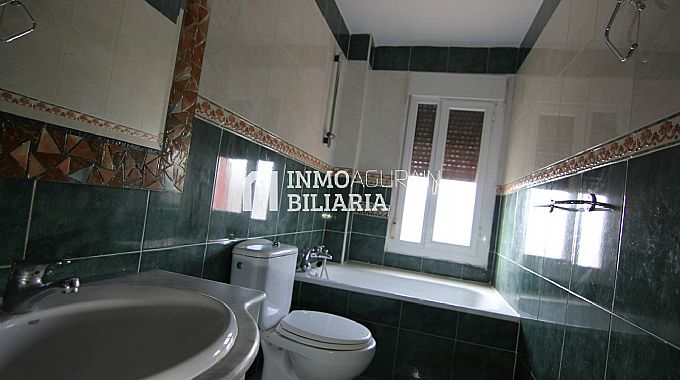 PISO EN LABASTIDA