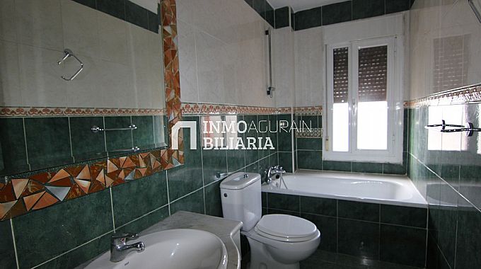 PISO EN LABASTIDA