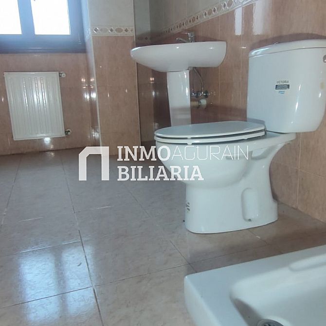 PISO + TRASTERO EN LEINTZ GATZAGA - 8