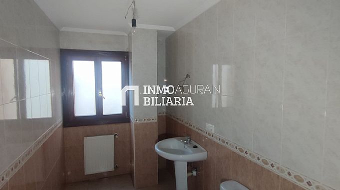 PISO + TRASTERO EN LEINTZ GATZAGA