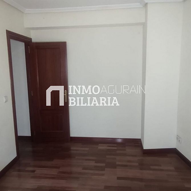 PISO + TRASTERO EN LEINTZ GATZAGA - 11