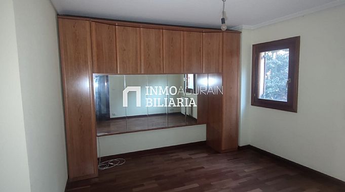 PISO + TRASTERO EN LEINTZ GATZAGA