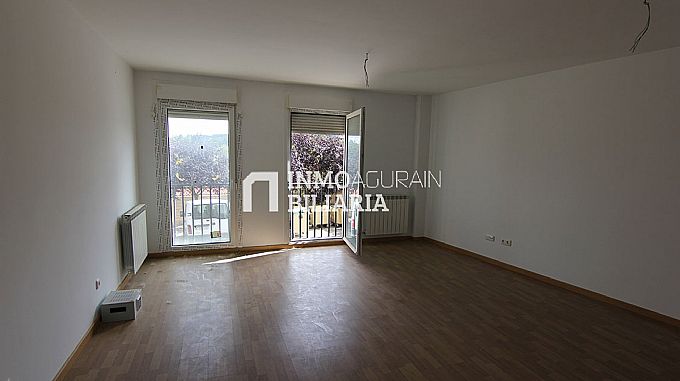 Venta de piso en Lern